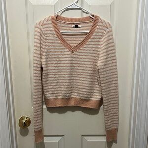 American Eagle V-Neck Sweater